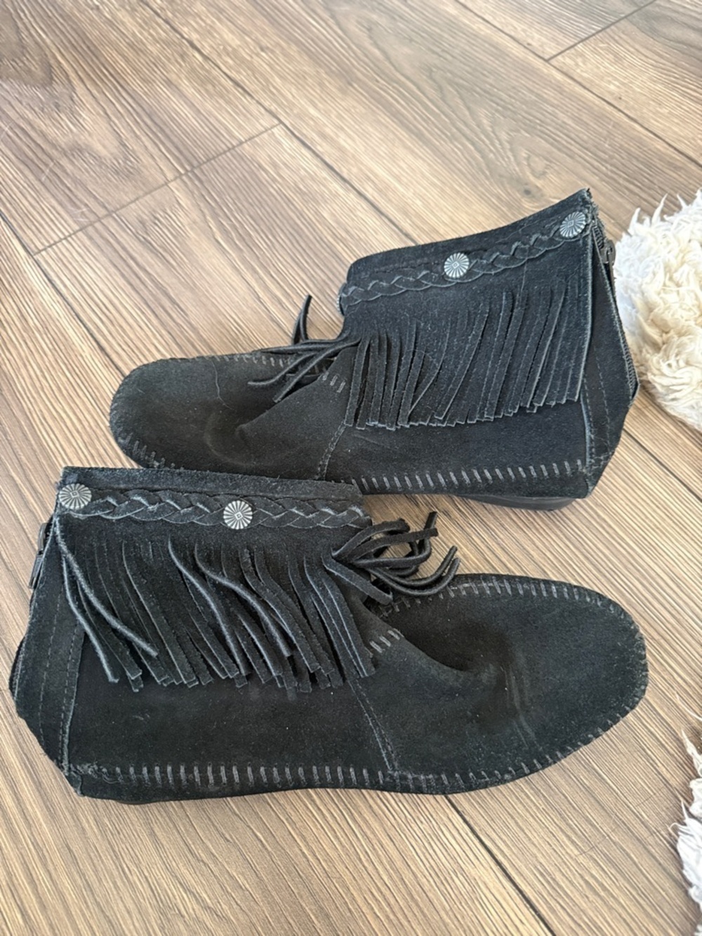 Minnetonka Black Fringe Suede Ankle Moccasins